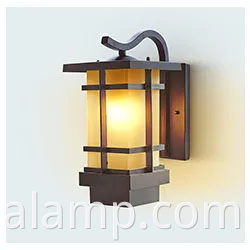 Lâmpada de jardim à prova d'água no estilo europeu para iluminação de parede externa